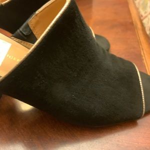 Tommy Hilfiger black suede w/ gold trim mule